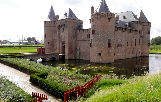 Het Muiderslot